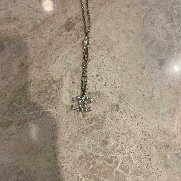 Authentic Chanel Pearl CC Necklace - Picture 7 of 8